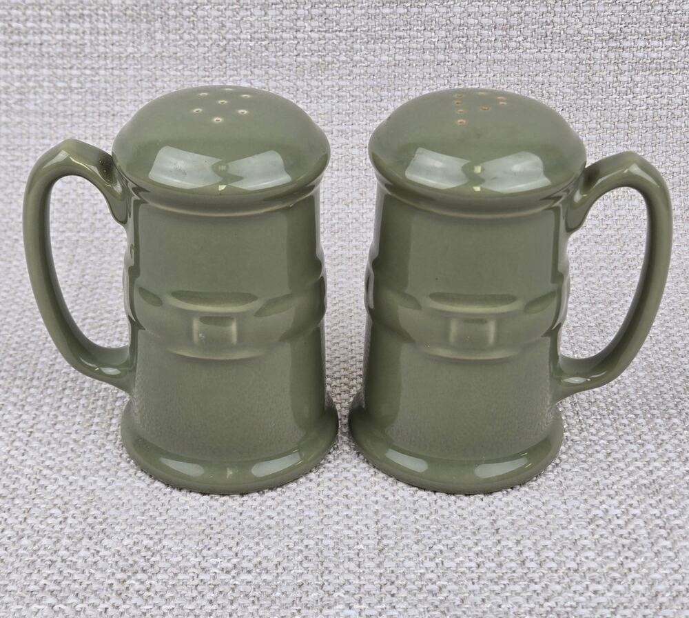 Longaberger Woven Traditions Pottery Sage Stovetop Salt & Pepper Shakers